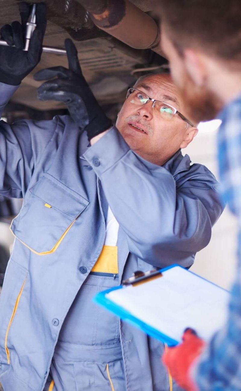 i-need-new-auto-part-for-this-car-4HDMTKJ-1.jpg